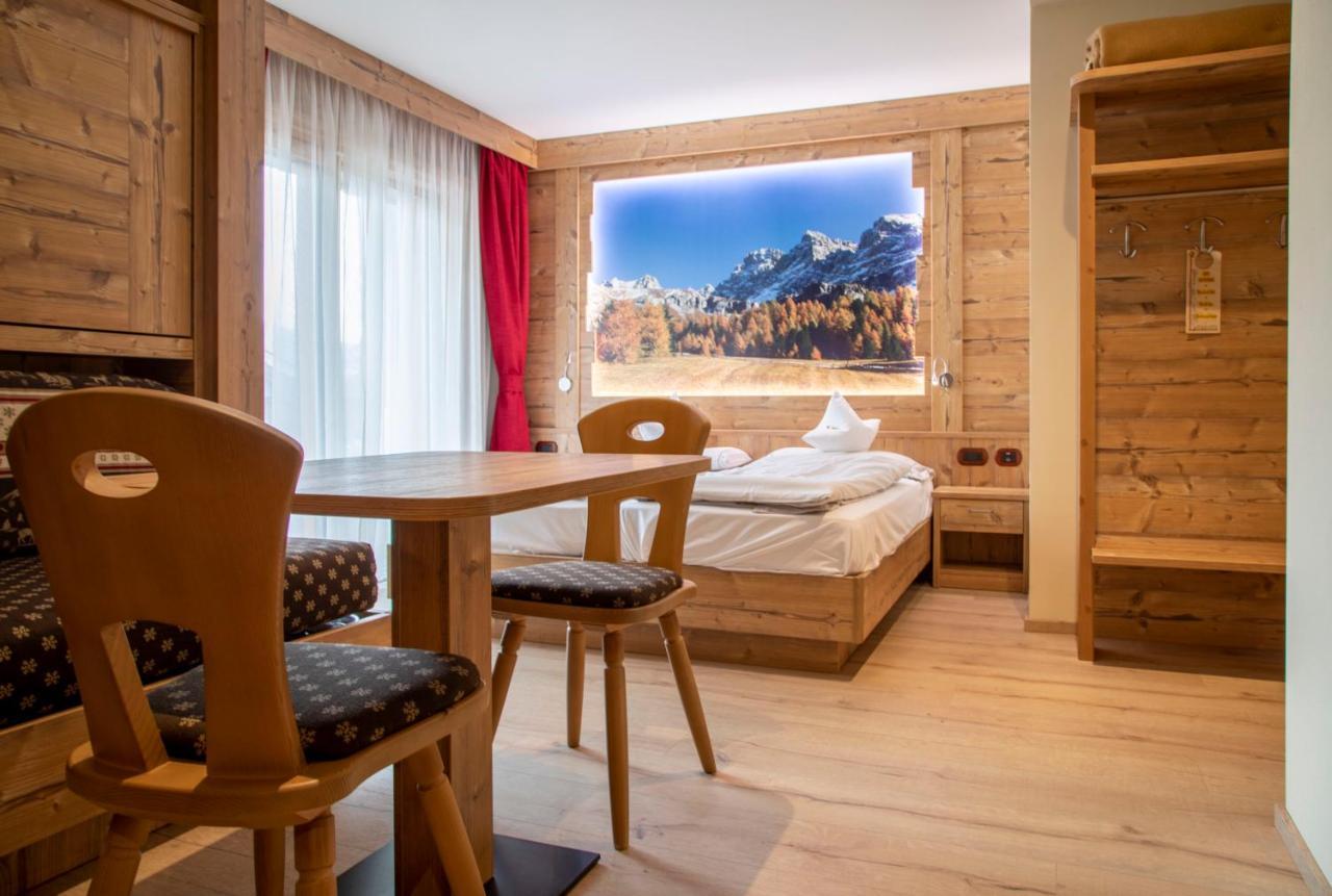 Berg Hotel Latemar Spitze Виго ди Фаса Екстериор снимка