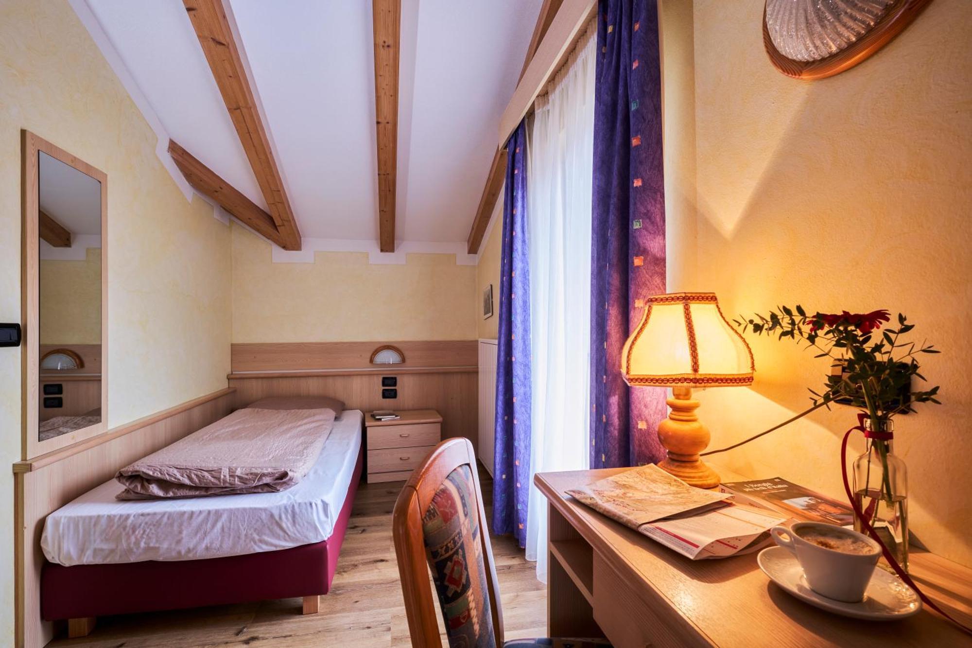 Berg Hotel Latemar Spitze Виго ди Фаса Екстериор снимка